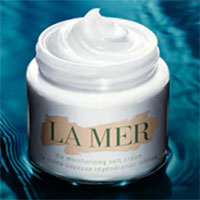 Request your FREE La Mer Moisturizing Soft Cream Sample (Worth $180) With Every Purchase