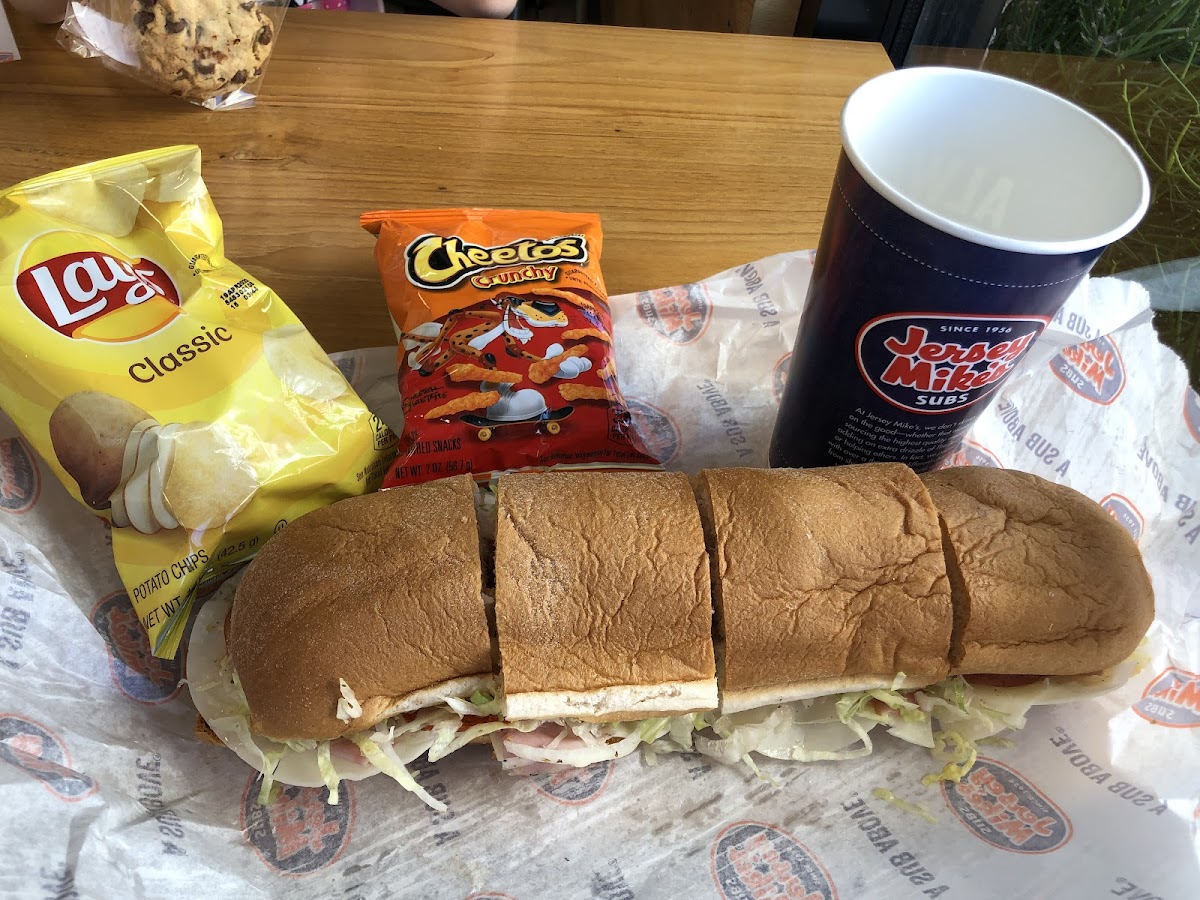 Free Loves Hot Sandwich