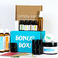 Get a Simply Earth Essential Oil Recipe Starter Box For Free